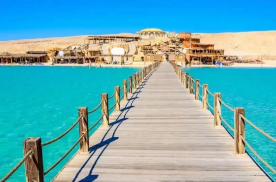 Hurghada : excursion en bateau sur l’île d’Orange Bay avec petit-déjeuner et déjeuner